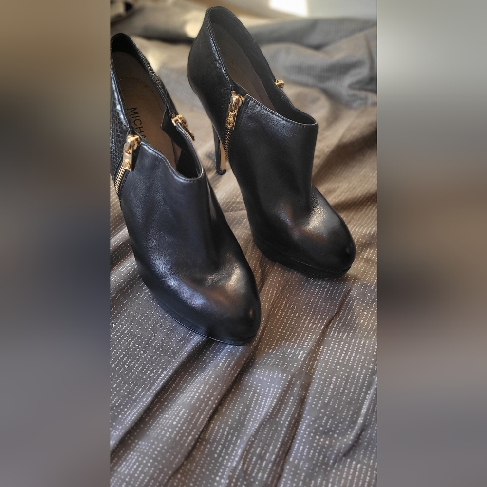 Michael Kors Black Leather & Python York Ankle Bo… - image 1